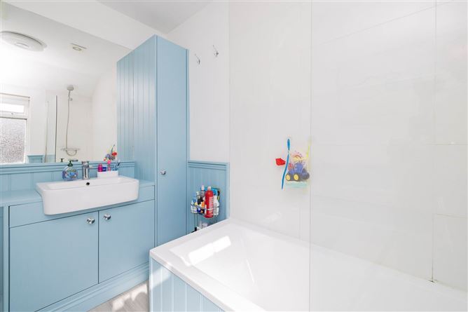 37 O Donnell Gardens, Glasthule, County Dublin