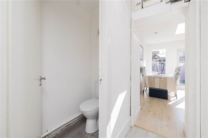 37 O Donnell Gardens, Glasthule, County Dublin