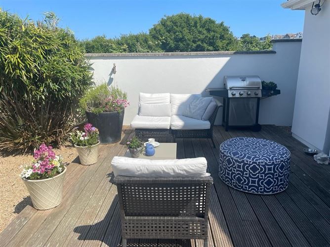 30 St Nessan's Terrace, Howth, County Dublin