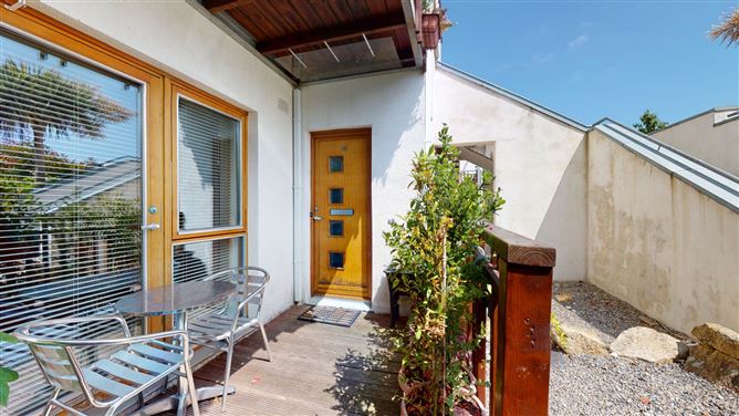 16 Brennanstown Square, Cabinteely, Dublin 18