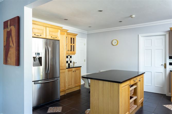 1 The Village, Parkgate, Frankfield, Douglas, Cork