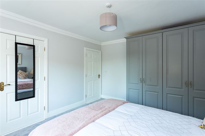 1 The Village, Parkgate, Frankfield, Douglas, Cork