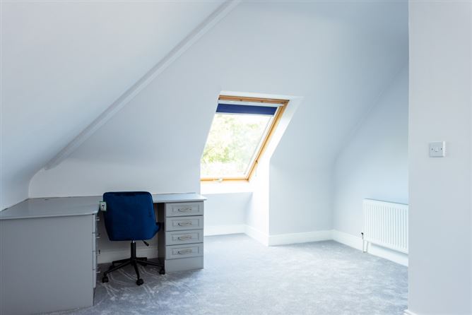 1 The Village, Parkgate, Frankfield, Douglas, Cork