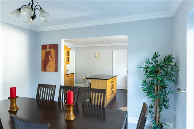 1 The Village, Parkgate, Frankfield, Douglas, Cork