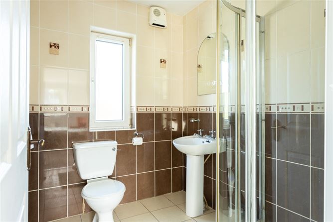 1 The Village, Parkgate, Frankfield, Douglas, Cork