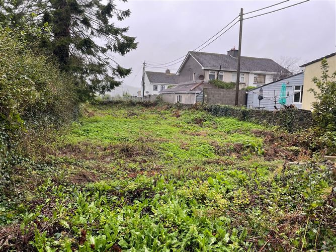 Residence & Large Gardens With Development Potential, Blessington, Wicklow