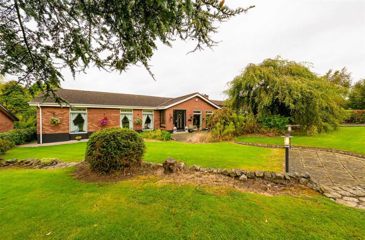“Riocht Na Si”, Fairyhouse Road, Ratoath, Meath