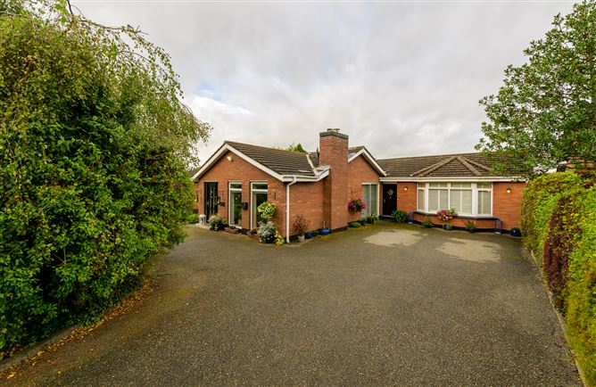 “Riocht Na Si”, Fairyhouse Road, Ratoath, Meath