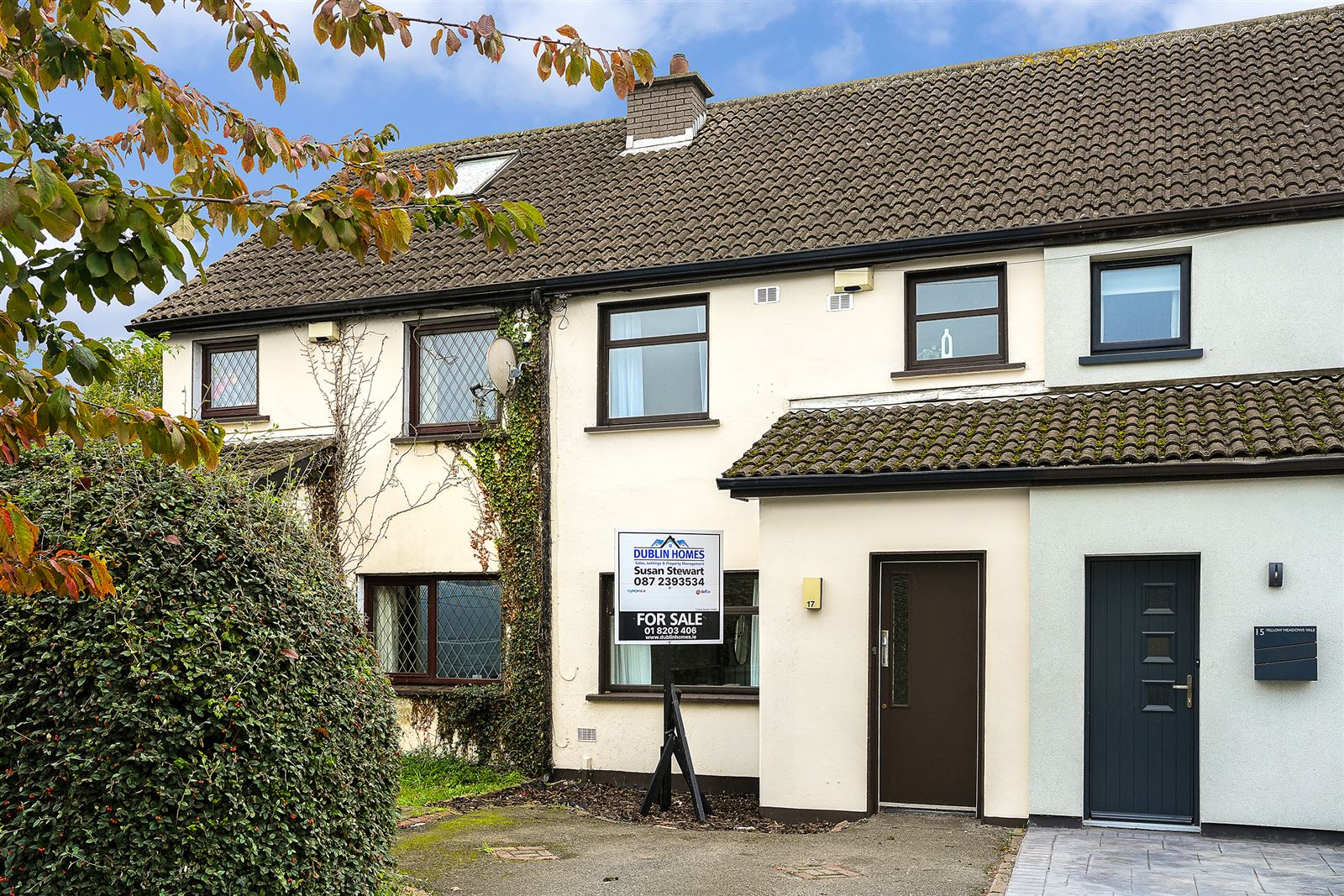 Photo 1 of 32 — 17 Yellow Meadows Vale, Clondalkin, Dublin 22