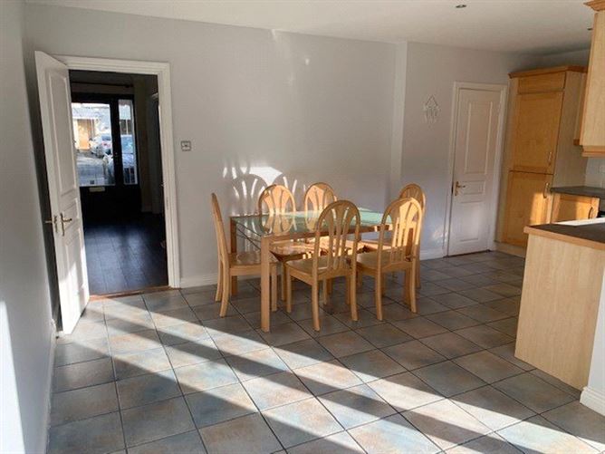 12 Riverwood Grove, Carpenterstown Road, Castleknock, Dublin 15
