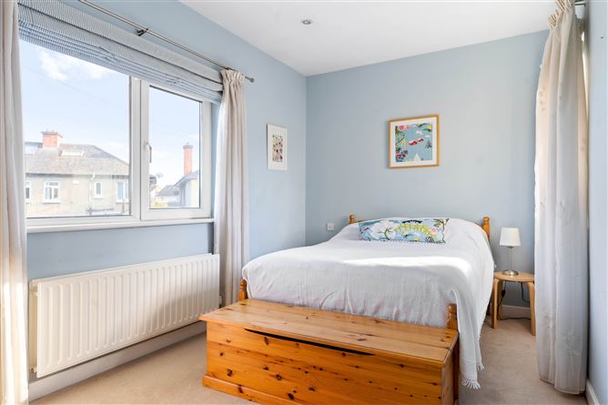 18 Olney Crescent, Terenure, Dublin 6W