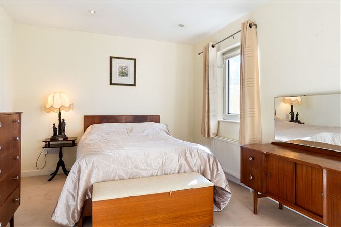 18 Olney Crescent, Terenure, Dublin 6W