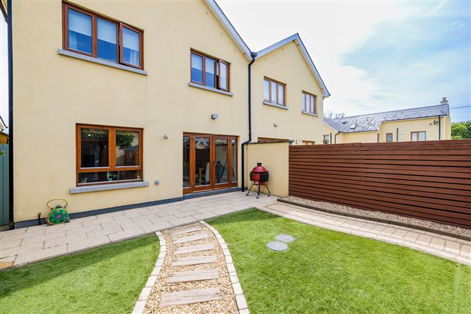 35 Delvin Banks, Naul, Co. Dublin