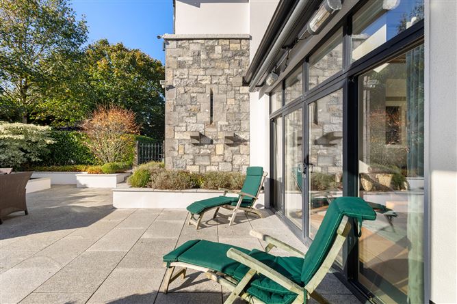 15 Lioscarraig, Threadneedle Road, Salthill, Galway