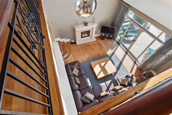 15 Lioscarraig, Threadneedle Road, Salthill, Galway
