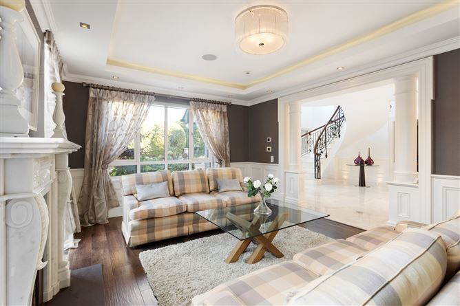 15 Lioscarraig, Threadneedle Road, Salthill, Galway