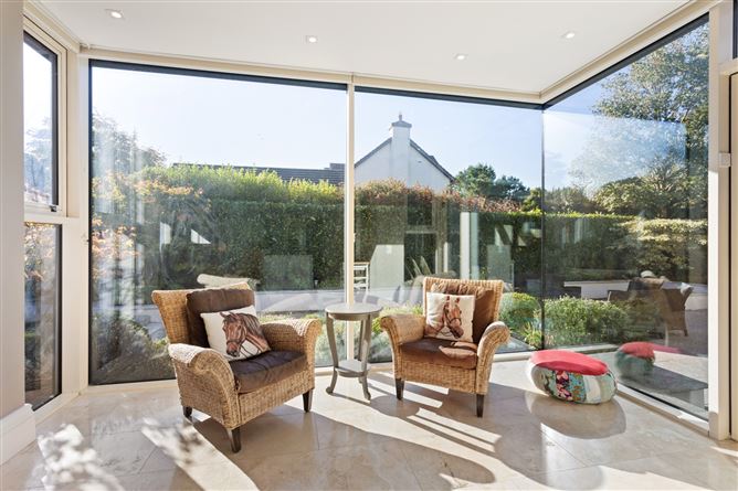 15 Lioscarraig, Threadneedle Road, Salthill, Galway