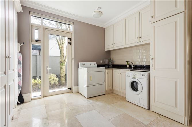 15 Lioscarraig, Threadneedle Road, Salthill, Galway