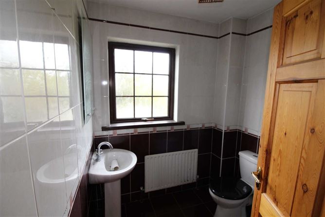 41 Convent Hill, Ballina, County Mayo