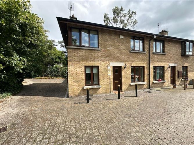 10 Old Court House, Market Square, Collon, Louth