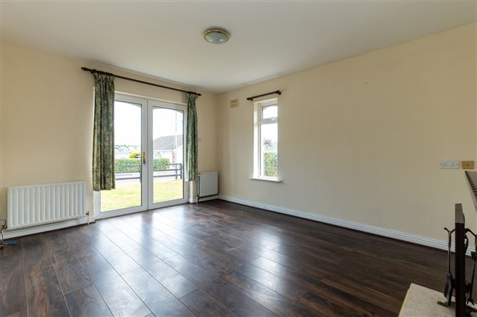 Photo 8 of 18 — 40 Summerdale Lawn, Ballyclamasy, Youghal, Co. Cork.