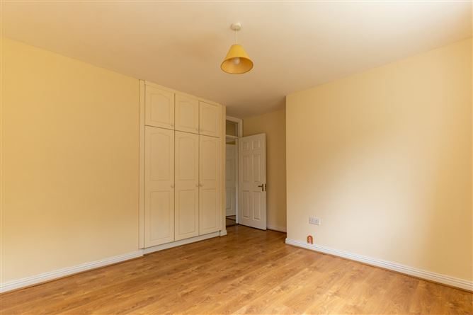 Photo 11 of 18 — 40 Summerdale Lawn, Ballyclamasy, Youghal, Co. Cork.