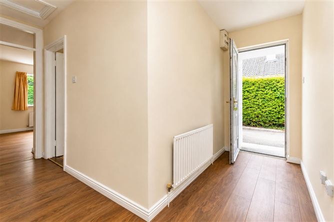 40 Summerdale Lawn, Ballyclamasy, Youghal, Co. Cork.