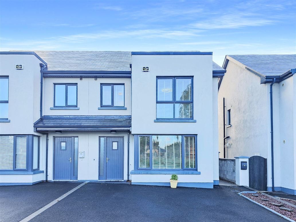 5 Curate's Court, Roslevan, Ennis, Co. Clare