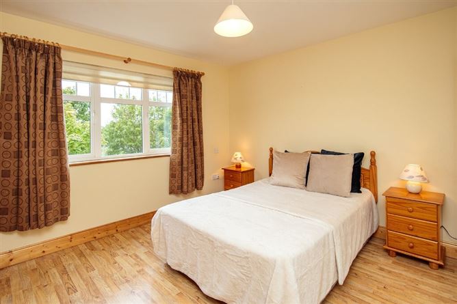32 Talbot's Court, Freshford Road, Kilkenny