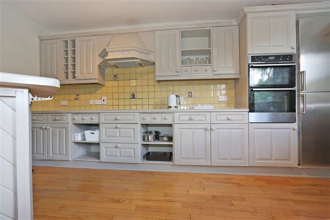 30 Greenpark Close, South Circular Road, Limerick