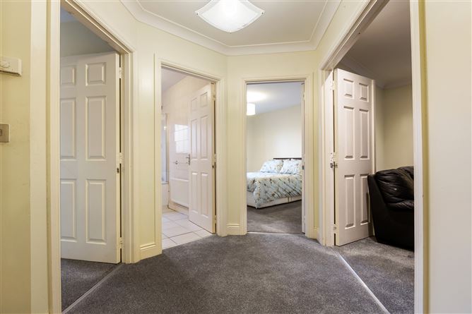 55 The Rectory, Enniskerry Road, Stepaside, Dublin 18