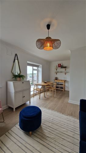 https://photos-a.propertyimages.ie/media/0/5/4/4997450/63dcf701-862a-4e24-9a74-72f413c82efb_l.jpg