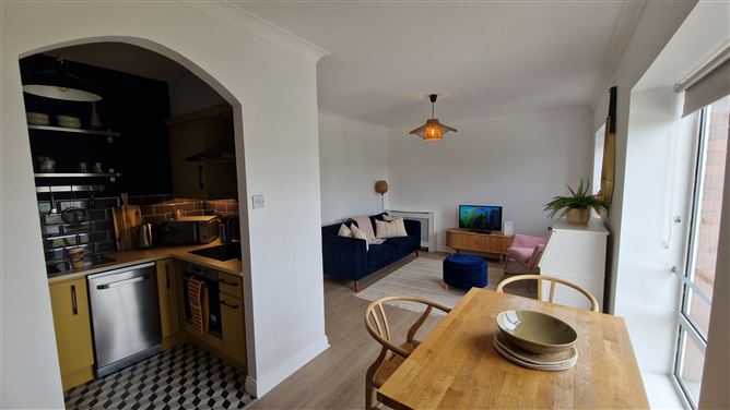 https://photos-a.propertyimages.ie/media/0/5/4/4997450/63dcf701-862a-4e24-9a74-72f413c82efb_l.jpg