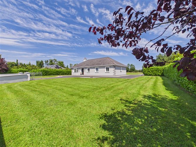 Photo 35 of 118 — Ballytoohey, Tarmonbarry, Co. Roscommon
