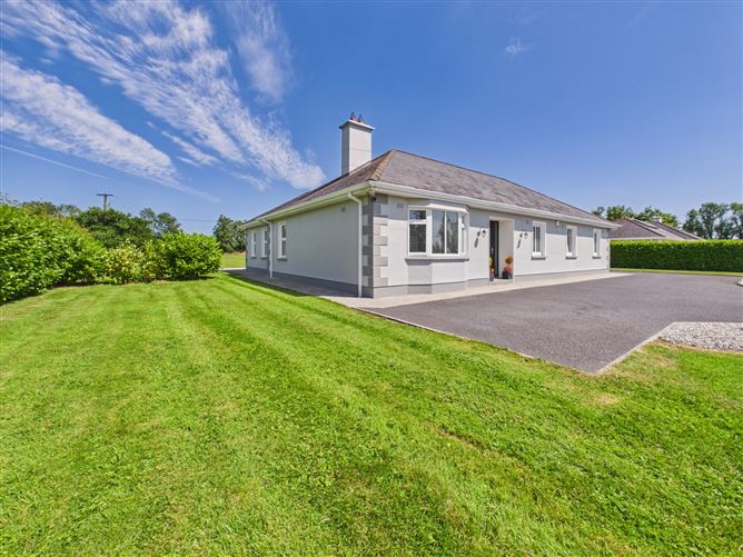 Photo 37 of 118 — Ballytoohey, Tarmonbarry, Co. Roscommon