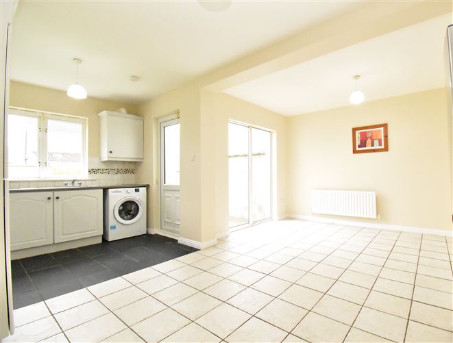 1 Earlsfort Park, Lucan, Dublin