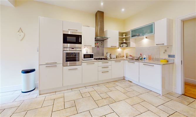  88 Ballintyre Square, Ballinteer, Dublin 16