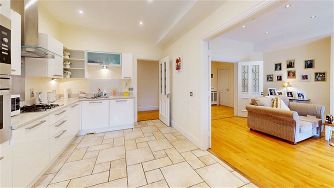  88 Ballintyre Square, Ballinteer, Dublin 16