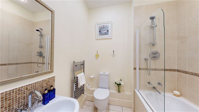  88 Ballintyre Square, Ballinteer, Dublin 16