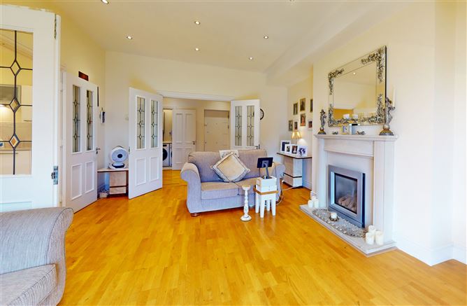  88 Ballintyre Square, Ballinteer, Dublin 16
