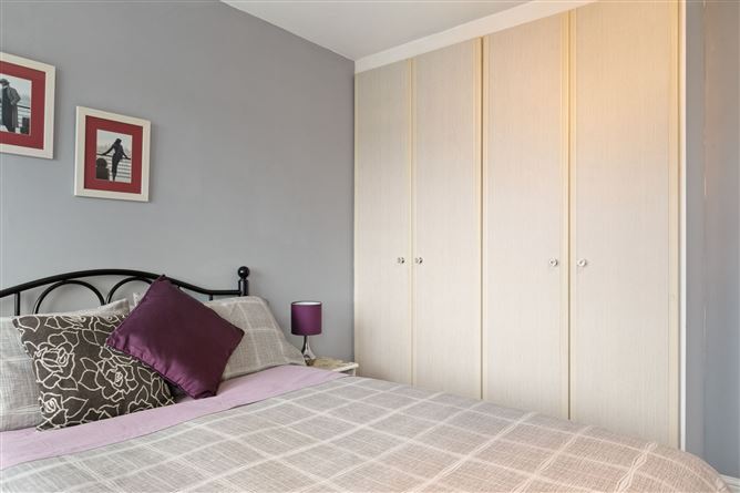 8 Bayview Court, 2 Tivoli Terrace South, Monkstown, Co. Dublin, Monkstown, Dublin