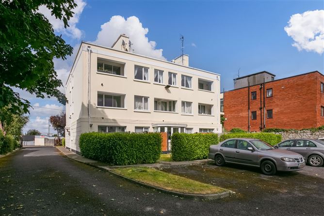 8 Bayview Court, 2 Tivoli Terrace South, Monkstown, Co. Dublin, Monkstown, Dublin