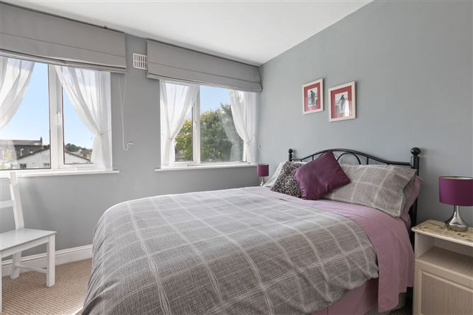 8 Bayview Court, 2 Tivoli Terrace South, Monkstown, Co. Dublin, Monkstown, Dublin