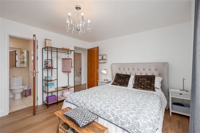 551 The Heron, The Sanctuary, Jacobs Island, Blackrock, Cork