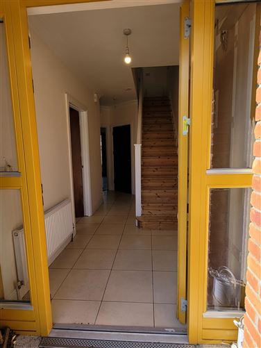 8 The Mews, Ayrefield, Kilkenny.