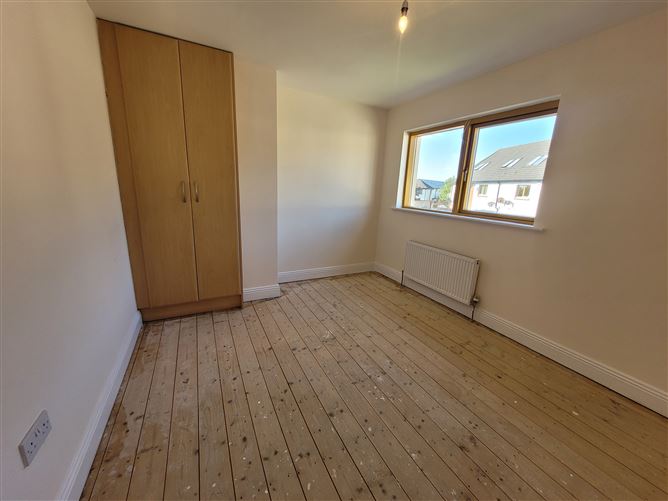 8 The Mews, Ayrefield, Kilkenny.