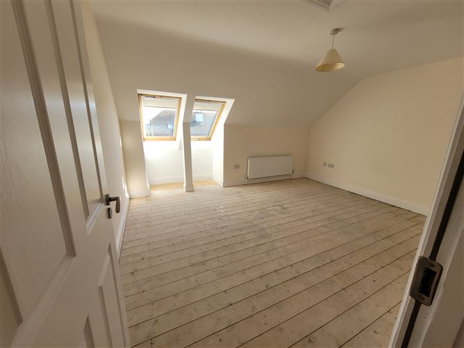 8 The Mews, Ayrefield, Kilkenny.