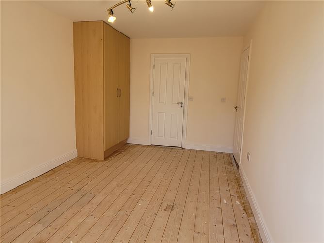 8 The Mews, Ayrefield, Kilkenny.