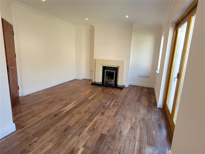 8 The Mews, Ayrefield, Kilkenny.