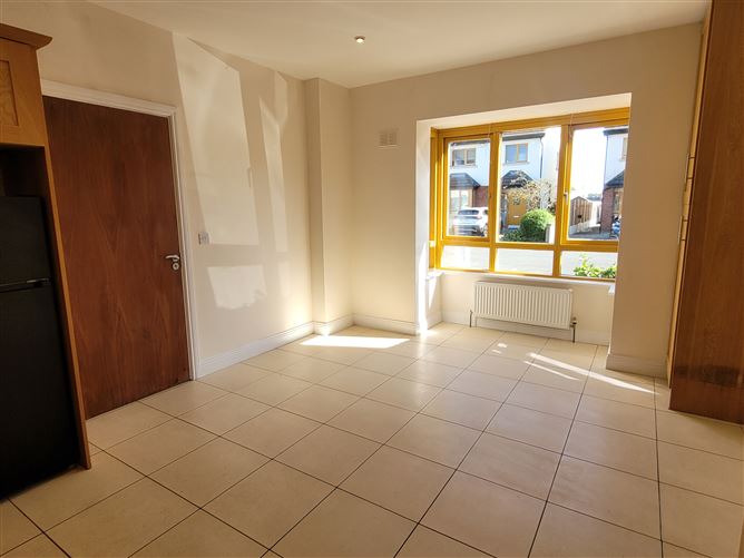 8 The Mews, Ayrefield, Kilkenny.